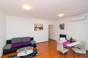 thumbnail: General view