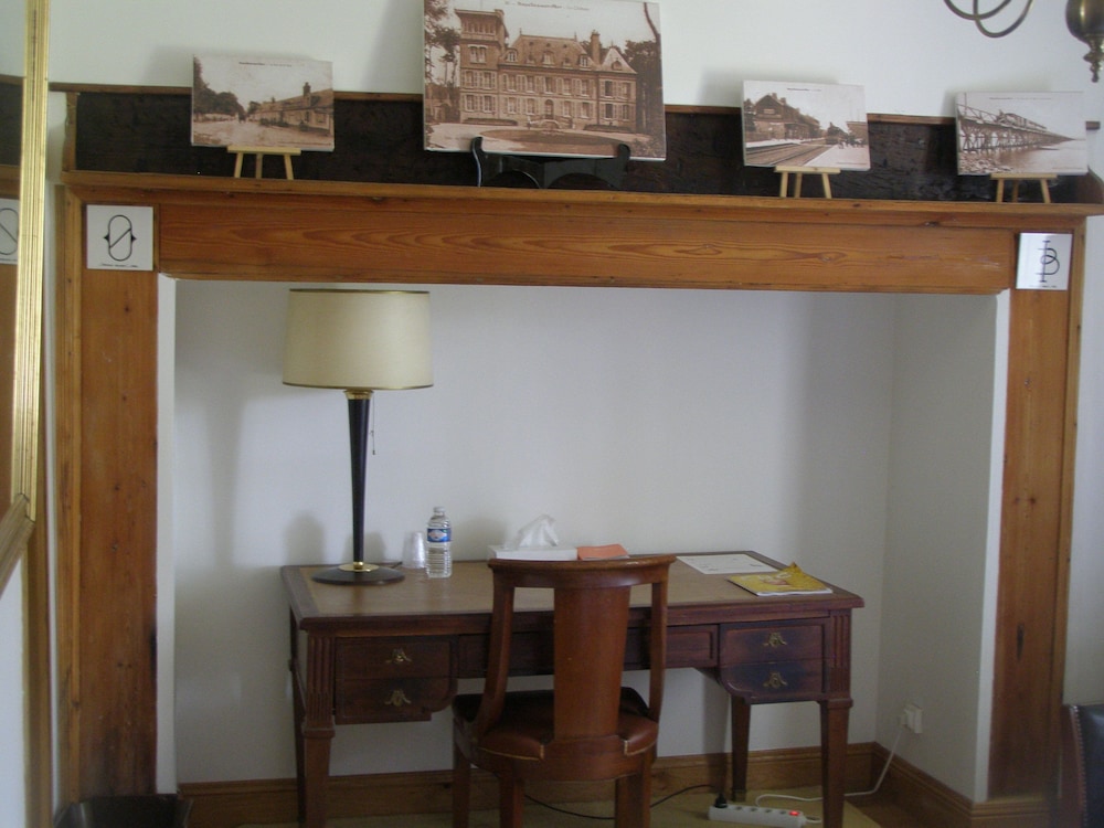 Room amenity
