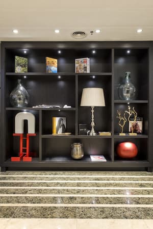 thumbnail: Interior entrance