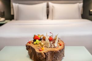 thumbnail: Room service - dining