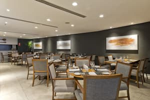 thumbnail: Restaurant