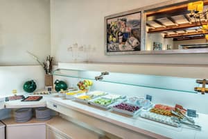 thumbnail: Breakfast buffet