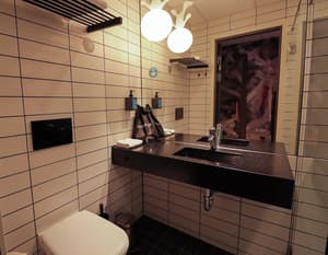 thumbnail: Bathroom