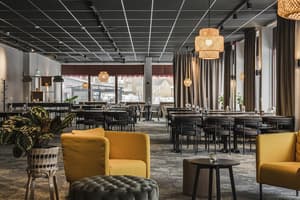thumbnail: Restaurant