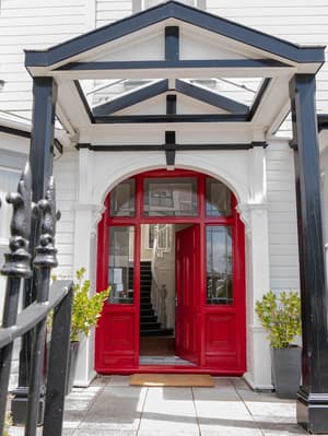 thumbnail: Exterior