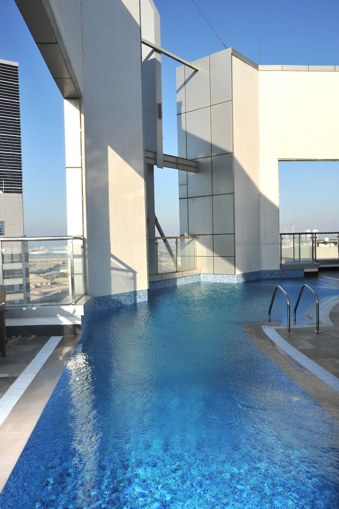 Rooftop pool
