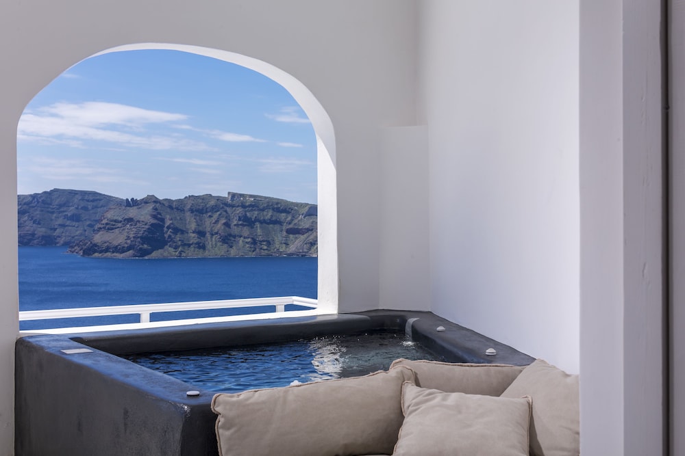 Jetted tub