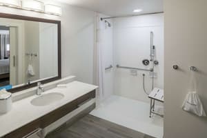 thumbnail: Bathroom shower