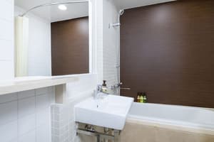 thumbnail: Bathroom