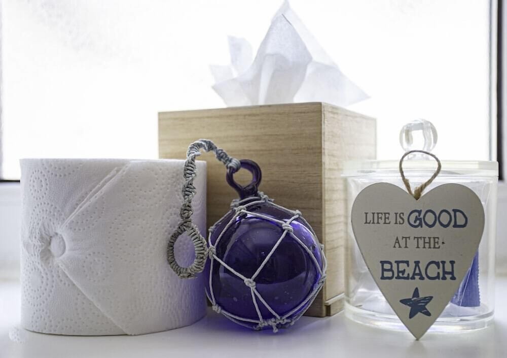 Bathroom amenities