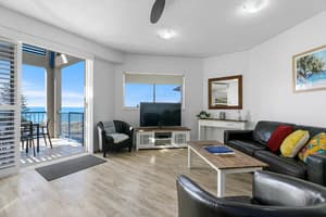 thumbnail: Living room