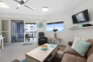 thumbnail: Living room
