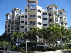 thumbnail: Front of property