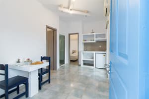 thumbnail: Private kitchenette
