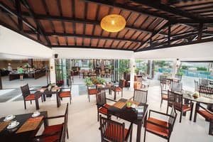 thumbnail: Restaurant