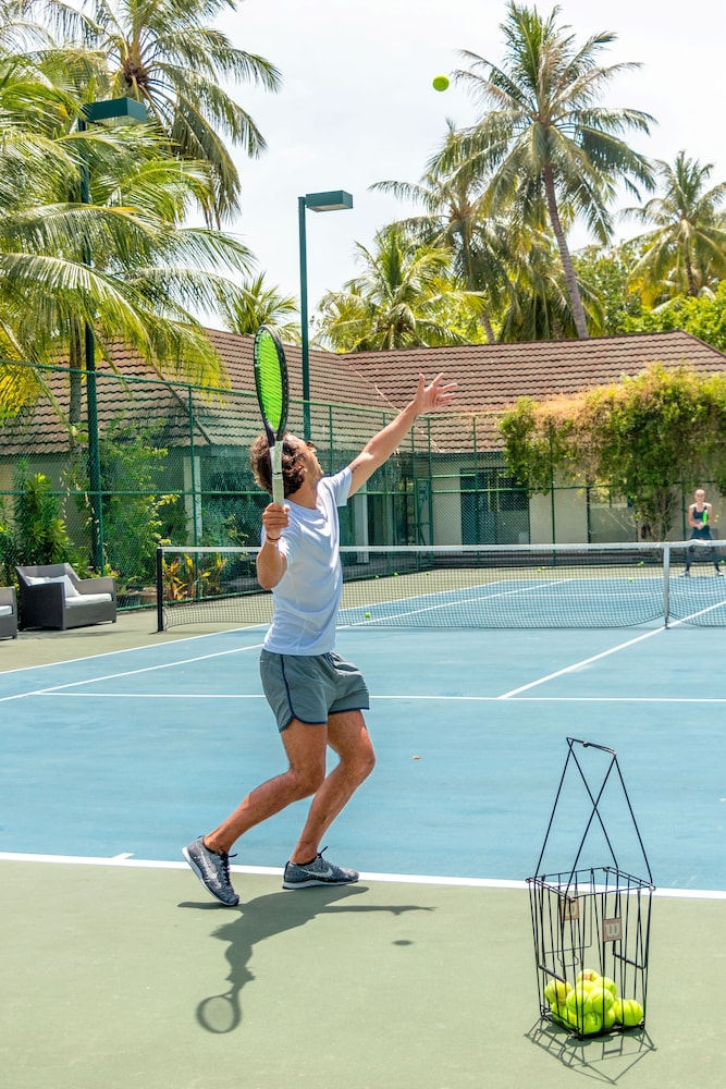 Tennis court