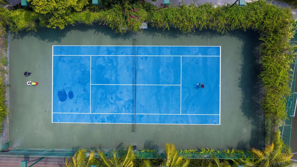 Tennis court