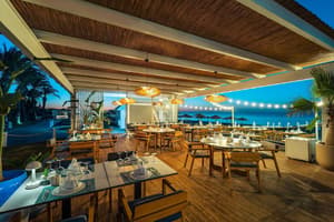 thumbnail: Restaurant