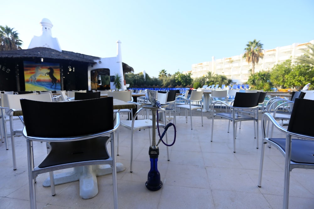 Restaurant-cafeteria