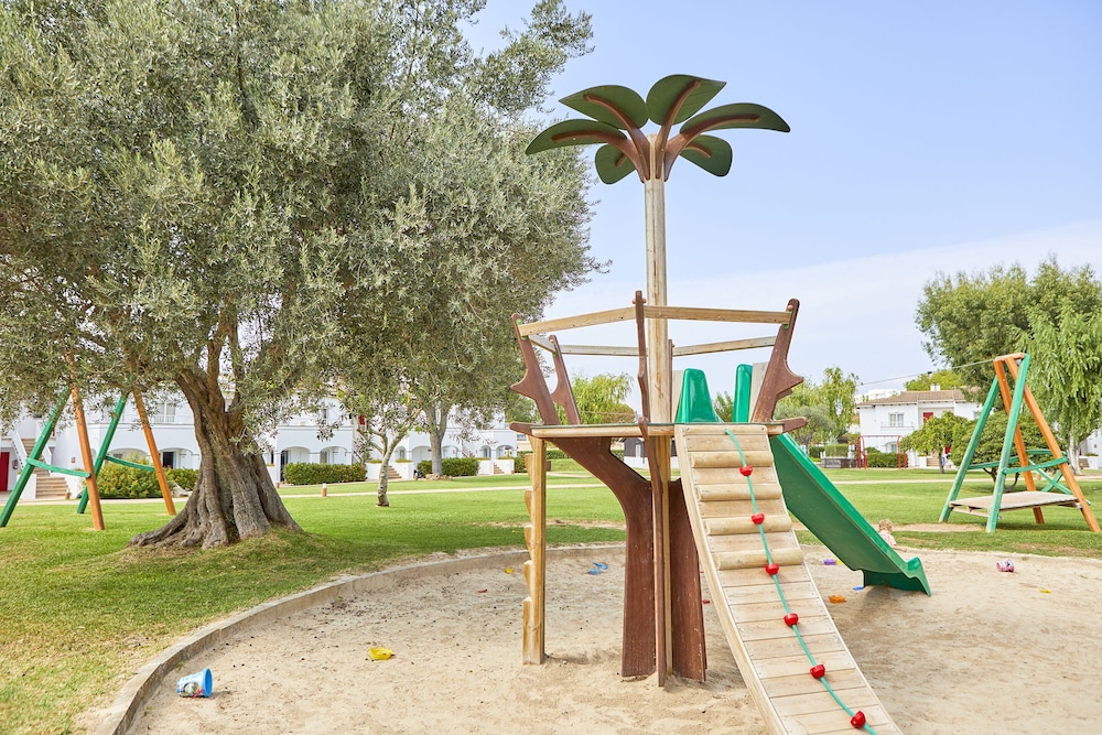 Children's play area - outdoor