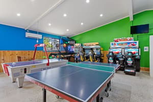 thumbnail: Game room