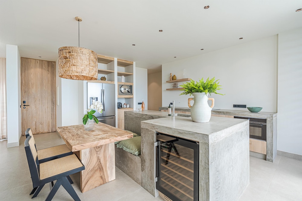 Private kitchenette