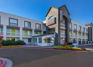 thumbnail: Exterior