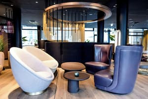thumbnail: Lounge