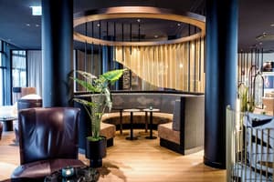 thumbnail: Lounge