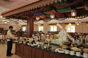 thumbnail: Restaurant