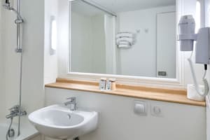 thumbnail: Bathroom