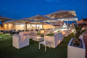 thumbnail: Terrace/patio