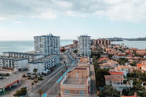 thumbnail: Exterior