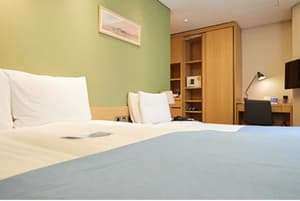 thumbnail: Room