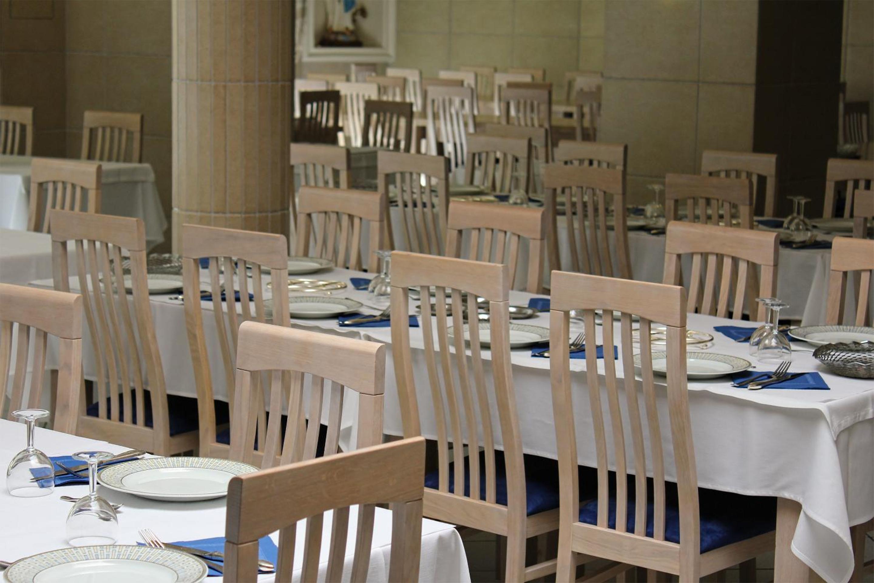 Restaurant-cafeteria