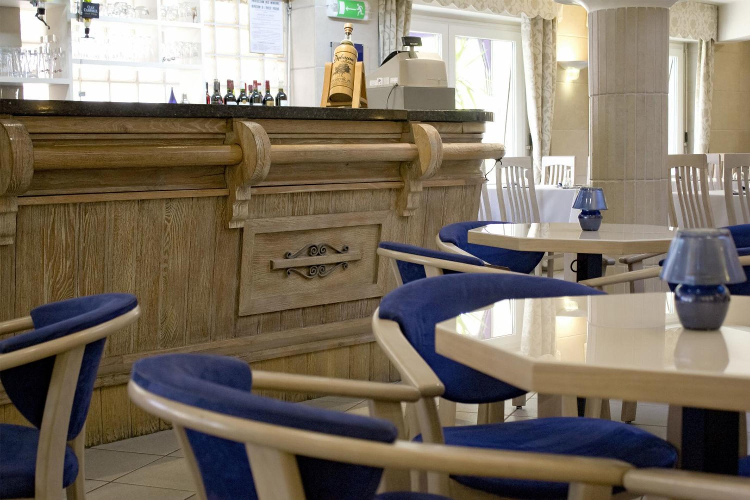 Restaurant-cafeteria
