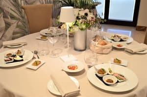 thumbnail: Restaurant