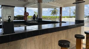 thumbnail: Bar