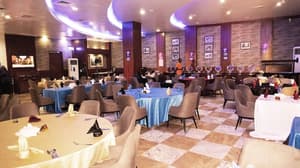 thumbnail: Restaurant