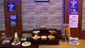 thumbnail: Breakfast area