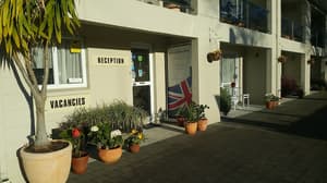 thumbnail: Exterior