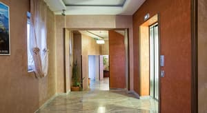 thumbnail: Hallway