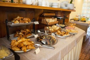 thumbnail: Breakfast buffet