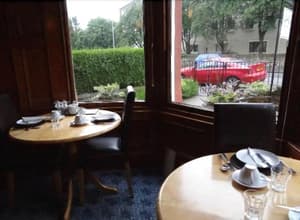 thumbnail: Restaurant