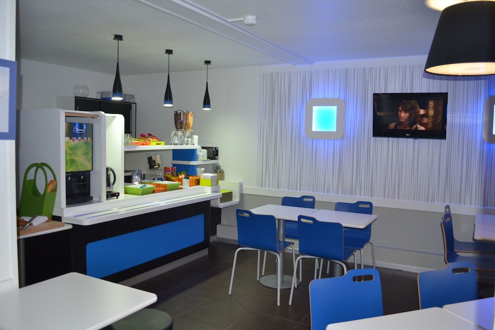 Restaurant-cafeteria