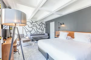 thumbnail: Room