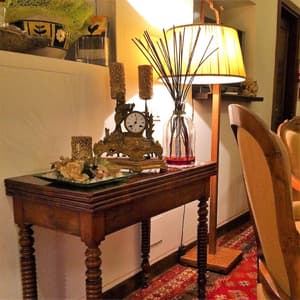 thumbnail: Interior detail