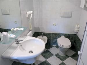 thumbnail: Bathroom