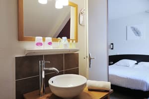 thumbnail: Bathroom sink
