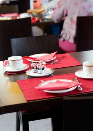 thumbnail: Restaurant